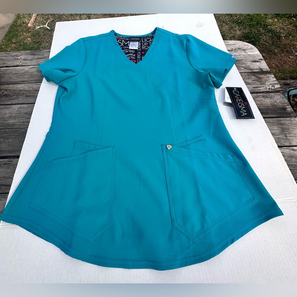 Careisma by Sofia Vergara Charlize Mock Wrap Solid Scrub Top Large NWT Teal
